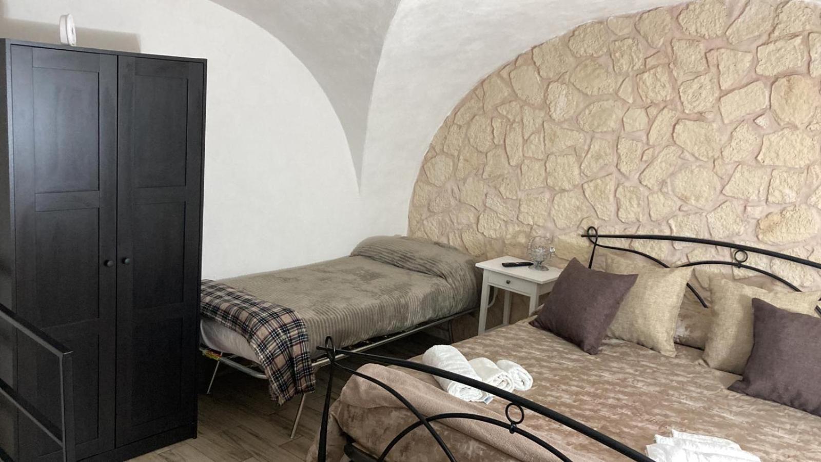 Casa Vacanze Eleonor Катания Экстерьер фото